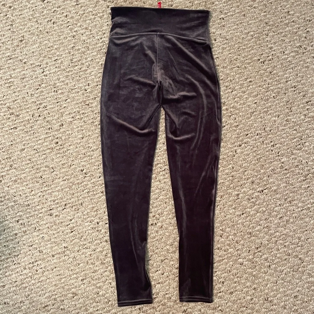 SOLD Spanx velvet leggings silver chrome gray - Picture 2 of 4